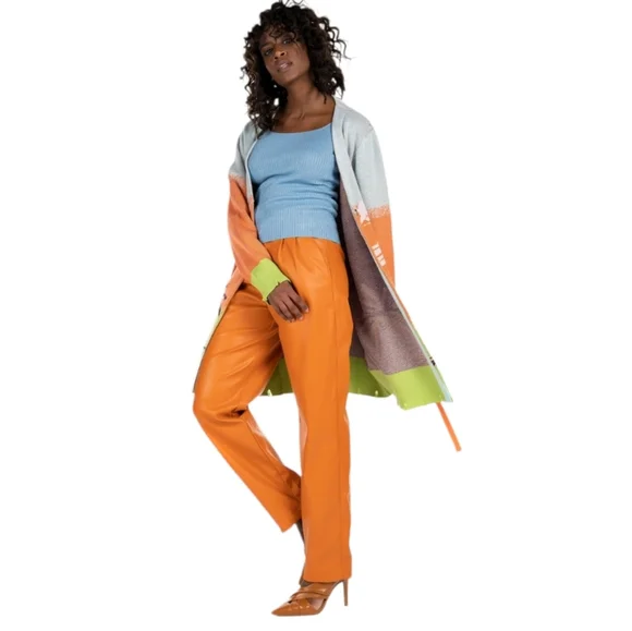 KENDALL + KYLIE Vegan Leather Crop Pant - Picture 6 of 7